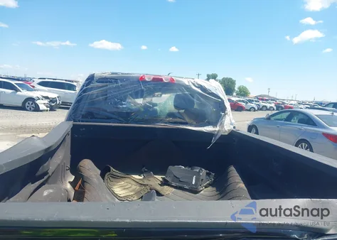 2014 Chevrolet Silverado 1500 2Lt из США, поврежденный, VIN 1GCVKREC1EZ197044